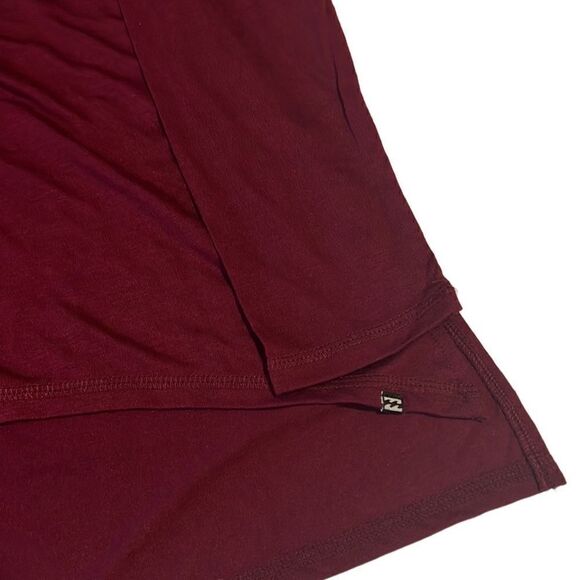 Billabong  Burgundy Long Drop Shoulder Sleeves V Neck Top Size S NWT - Picture 5 of 11